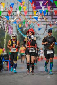 BIB: 40187, 45281
                            <button type="button" onclick="openModal(9856277)" class="btn btn-primary btn-sm float-right btn-popup" data-toggle="modal" data-target=".modal-high-quality">
                        <i class="fas fa-shopping-cart"></i> Add to Cart
                    </button>
                                            <button type="button" onclick="isThisMe(9856277, true)" class="btn btn-success btn-sm float-right btn-popup btn-isme hidden" data-toggle="tooltip" data-placement="bottom" title="นี่คือรูปของคุณใช่ไหม คลิกที่นี่เพื่อเอาเข้าอัลบั้ม">
                        <i class="fas fa-plus"></i> Add to album
                    </button>
                    <button type="button" onclick="isThisMe(9856277, false)" class="btn btn-warning btn-sm float-right btn-popup btn-isnotme hidden">
                        <i class="fas fa-ban"></i> Remove from album
                    </button>